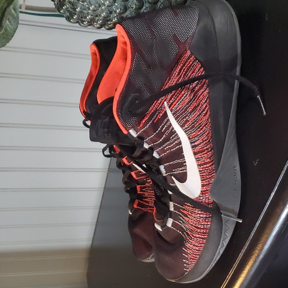 Nike - Picture 4 of 4